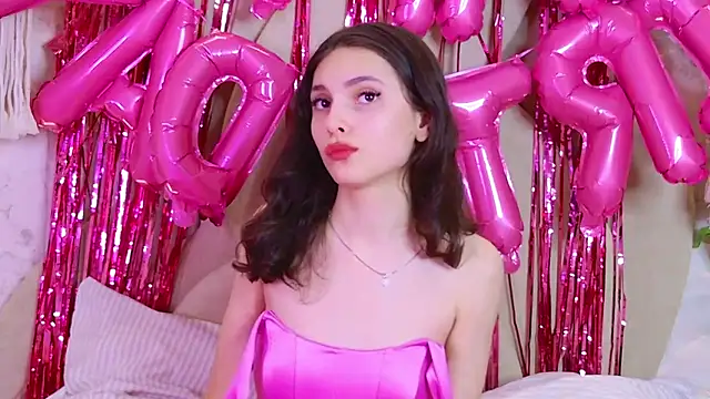 Snapshot of GIGI_DAV chatting on February 15, 2025, 9:05 am GIGI DAV online show from February 15, 2025, 9:05 am