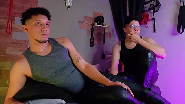 AngeloColleen online show from November 28, 2025, 5:35 pm