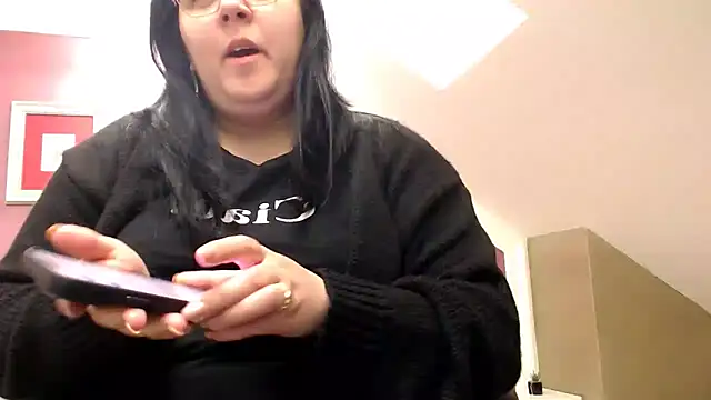 Snapshot of Wetandnaughtyxx chatting on April 4, 2026, 5:03 am Wetandnaughtyxx online show from April 4, 2026, 5:03 am