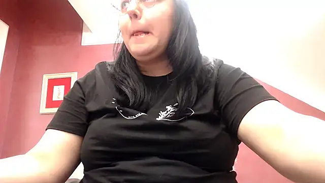 Snapshot of Wetandnaughtyxx chatting on April 7, 2026, 5:20 am Wetandnaughtyxx online show from April 7, 2026, 5:20 am