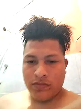 Snapshot of redso97 chatting on February 11, 2025, 4:13 pm redso97 online show from February 11, 2025, 4:13 pm