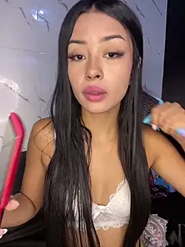 Snapshot of Miss_karol chatting on March 1, 2025, 5:38 pm Miss karol online show from March 1, 2025, 5:38 pm