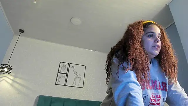 ninna curly online show from June 15, 2026, 3:29 am