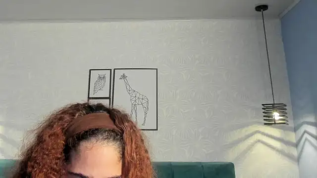 ninna curly online show from May 25, 2026, 3:17 am