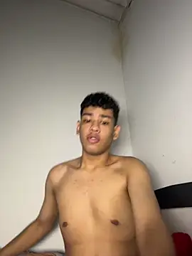 Santiago-Thompson online show from November 3, 2025, 4:21 pm