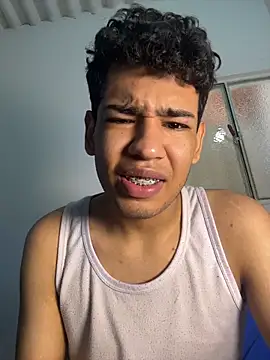 Santiago-Thompson online show from December 1, 2025, 7:04 pm