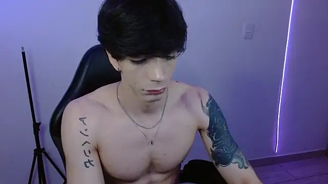 H3ll B0I online show from February 10, 2026, 5:50 am