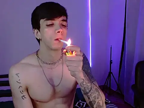 H3ll B0I online show from January 30, 2025, 8:32 am