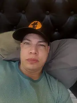 Snapshot of Hadesyosep chatting on October 20, 2025, 11:16 pm Hadesyosep online show from October 20, 2025, 11:16 pm