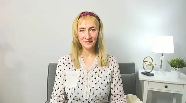 Snapshot of MargaretMilf69 chatting on February 20, 2025, 7:30 pm MargaretMilf69 online show from February 20, 2025, 7:30 pm