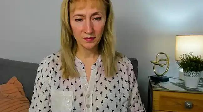 Snapshot of MargaretMilf69 chatting on March 4, 2025, 4:20 pm MargaretMilf69 online show from March 4, 2025, 4:20 pm