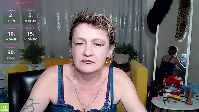 Snapshot of SexyGrandma_ chatting on February 19, 2026, 5:10 pm SexyGrandma online show from February 19, 2026, 5:10 pm