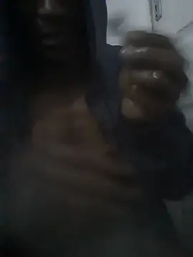 diablok1705 online show from October 22, 2025, 2:33 am