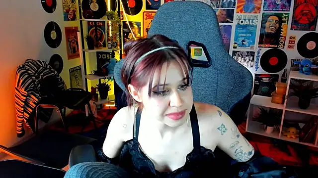 Snapshot of MisaPage chatting on February 2, 2025, 7:46 pm MisaPage online show from February 2, 2025, 7:46 pm