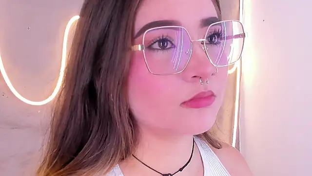 Snapshot of Shanntal_ chatting on March 12, 2026, 7:40 pm Shanntal online show from March 12, 2026, 7:40 pm