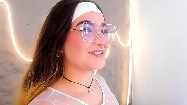 Snapshot of Shanntal_ chatting on March 11, 2026, 7:30 pm Shanntal online show from March 11, 2026, 7:30 pm