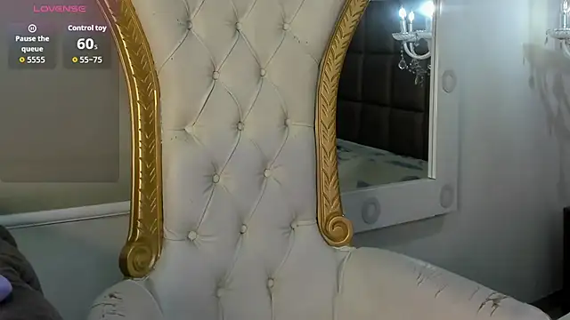 zoe taylorr1 online show from November 29, 2025, 11:32 am