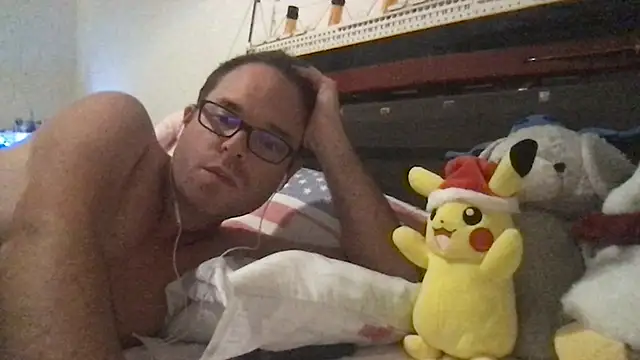 Funnyjul31 online show from November 15, 2025, 6:56 pm