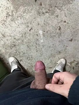 Snapshot of bigplut chatting on February 22, 2025, 4:40 pm bigplut online show from February 22, 2025, 4:40 pm