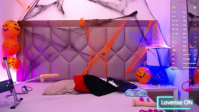 PamelaaPonce online show from October 25, 2025, 2:07 pm