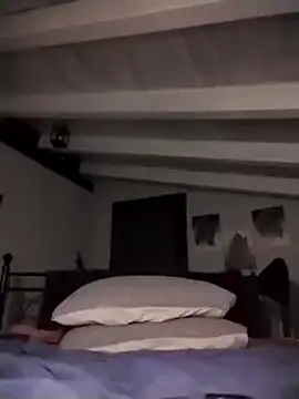 divinaerotica online show from November 15, 2025, 6:34 pm