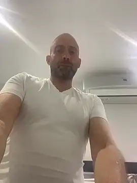 Snapshot of Cairodaddy chatting on January 26, 2025, 5:55 pm Cairodaddy online show from January 26, 2025, 5:55 pm