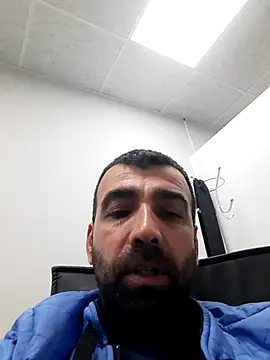 Snapshot of bugattiveyron chatting on January 31, 2025, 8:12 pm bugattiveyron online show from January 31, 2025, 8:12 pm