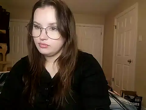 Snapshot of MrsJess chatting on January 28, 2025, 2:11 am MrsJess online show from January 28, 2025, 2:11 am