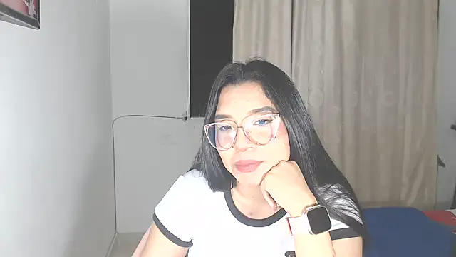 Snapshot of Antoneella_vz chatting on February 26, 2025, 10:16 am Antoneella vz online show from February 26, 2025, 10:16 am