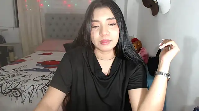 Snapshot of Antoneella_vz chatting on March 22, 2025, 4:24 am Antoneella vz online show from March 22, 2025, 4:24 am