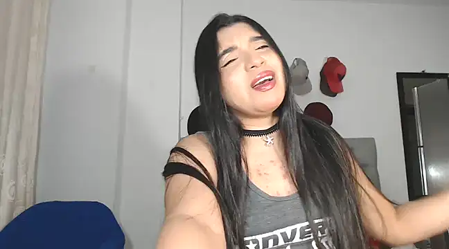 Snapshot of Antoneella_vz chatting on February 21, 2025, 2:50 am Antoneella vz online show from February 21, 2025, 2:50 am