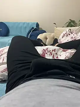 senle12ben2 online show from March 15, 2025, 8:32 pm