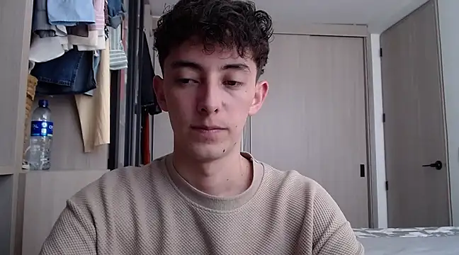 Snapshot of miketwink chatting on March 13, 2025, 5:18 pm miketwink online show from March 13, 2025, 5:18 pm