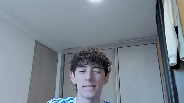 Snapshot of miketwink chatting on September 23, 2025, 10:06 pm miketwink online show from September 23, 2025, 10:06 pm