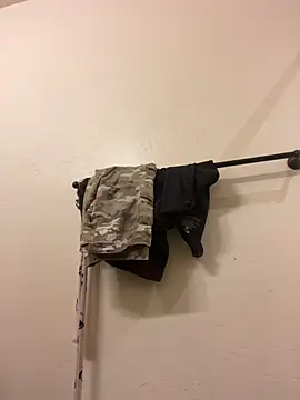 Crackerg73 online show from November 10, 2025, 10:09 am