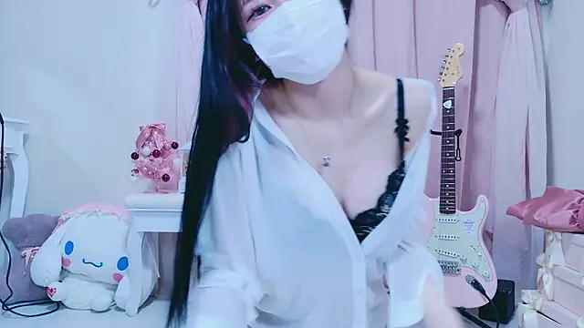 Snapshot of Megu-mimi chatting on December 20, 2025, 8:39 am Megu-mimi online show from December 20, 2025, 8:39 am