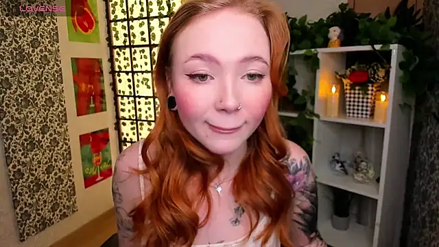 Snapshot of Maya_Light chatting on March 6, 2025, 1:48 am Maya Light online show from March 6, 2025, 1:48 am