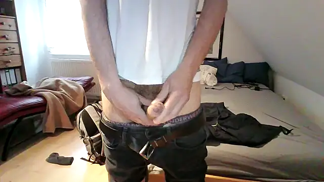 Snapshot of Busi92 chatting on March 30, 2026, 9:55 am Busi92 online show from March 30, 2026, 9:55 am