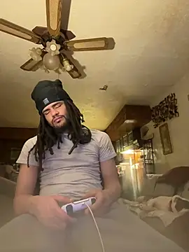 Snapshot of B3-Dindles chatting on February 4, 2026, 9:37 am B3-Dindles online show from February 4, 2026, 9:37 am