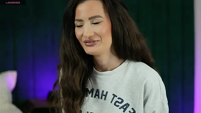 Flirtyy eve online show from September 9, 2025, 1:05 am