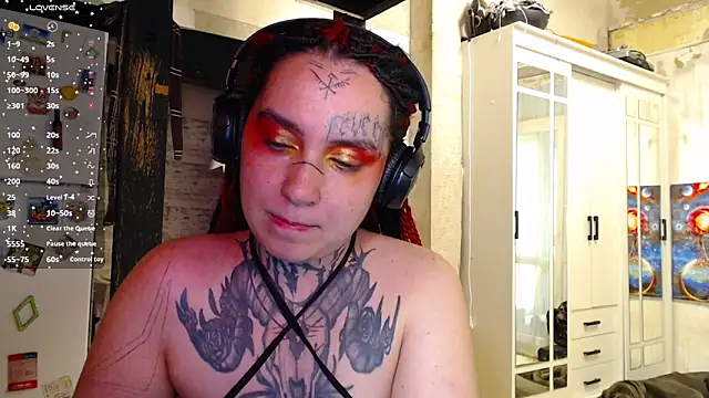 Snapshot of Lilith_Rider_13 chatting on November 5, 2025, 9:45 am Lilith Rider 13 online show from November 5, 2025, 9:45 am