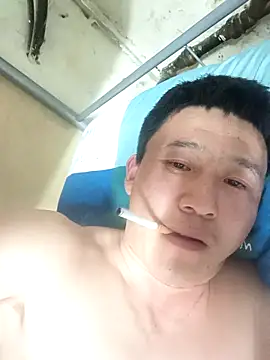 Snapshot of wadmma chatting on March 11, 2026, 9:42 pm wadmma online show from March 11, 2026, 9:42 pm