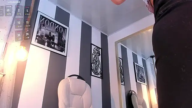 Snapshot of Salome__evans chatting on February 23, 2025, 6:56 pm Salome evans online show from February 23, 2025, 6:56 pm