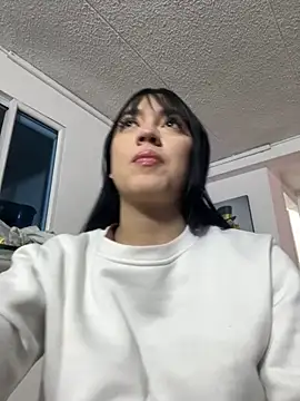 Melody rousse  online show from October 25, 2025, 7:47 pm