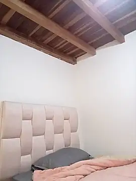 Zaira Rose  online show from March 27, 2026, 1:34 pm