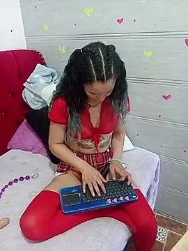 Snapshot of Ariasmithog chatting on February 6, 2026, 5:31 pm Ariasmithog online show from February 6, 2026, 5:31 pm