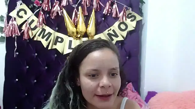 Ariasmithog online show from May 25, 2026, 4:28 pm