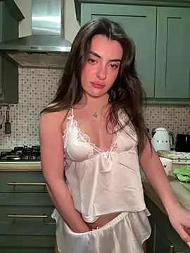 Snapshot of cute_carly_ chatting on March 14, 2025, 10:05 pm cute carly online show from March 14, 2025, 10:05 pm