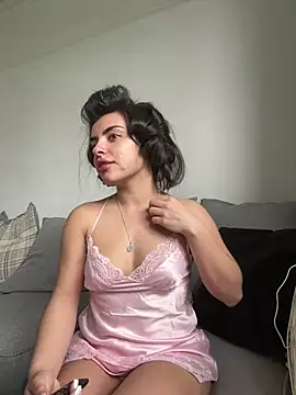 Snapshot of cute_carly_ chatting on March 22, 2025, 3:42 pm cute carly online show from March 22, 2025, 3:42 pm