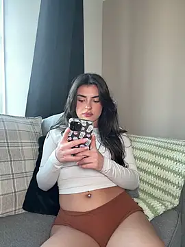 Snapshot of cute_carly_ chatting on February 26, 2025, 3:43 pm cute carly online show from February 26, 2025, 3:43 pm